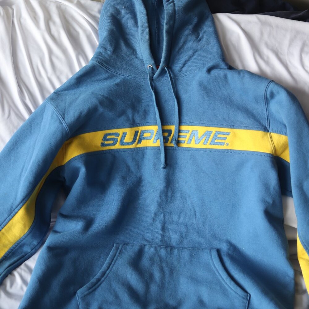 Supreme Hoodie